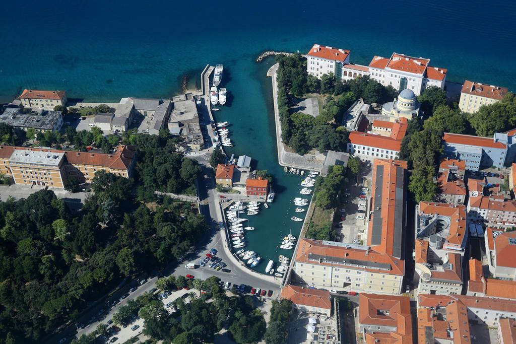 City Square Hotel Zadar Exterior foto