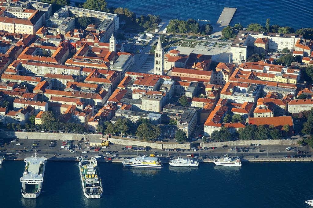 City Square Hotel Zadar Exterior foto